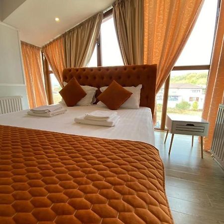 Ami Residence Bucharest Airport&Therme&Parking Otopeni Ngoại thất bức ảnh