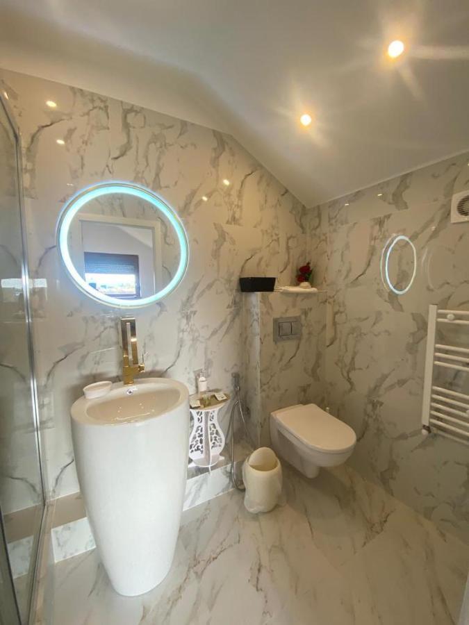 Ami Residence Bucharest Airport&Therme&Parking Otopeni Ngoại thất bức ảnh