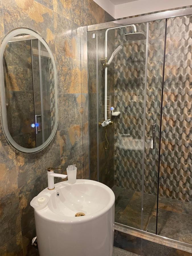 Ami Residence Bucharest Airport&Therme&Parking Otopeni Ngoại thất bức ảnh