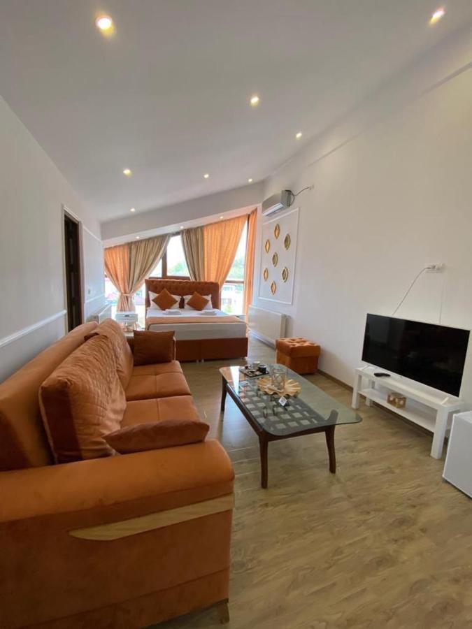 Ami Residence Bucharest Airport&Therme&Parking Otopeni Ngoại thất bức ảnh