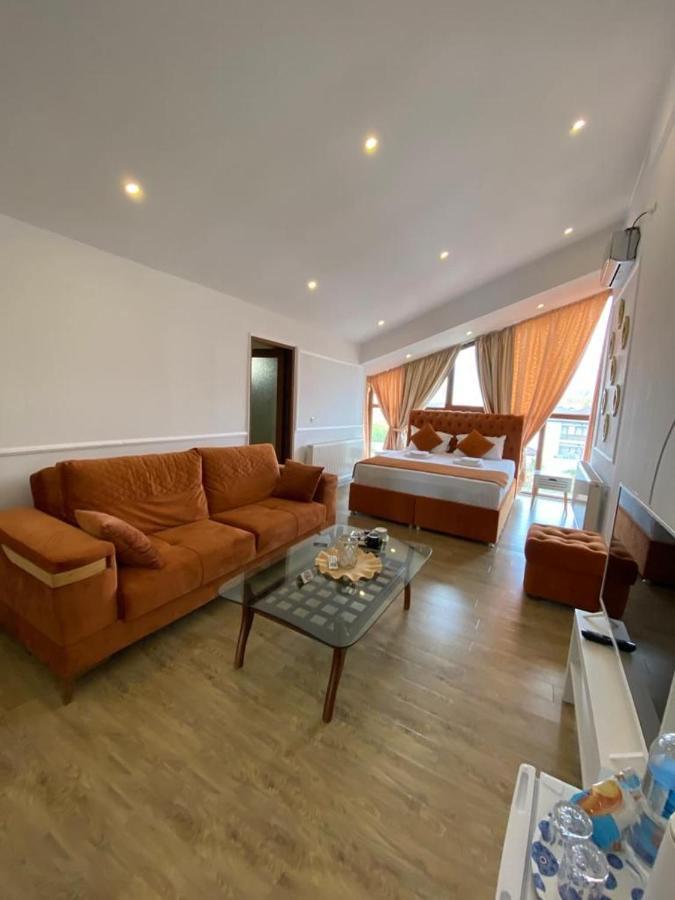 Ami Residence Bucharest Airport&Therme&Parking Otopeni Ngoại thất bức ảnh