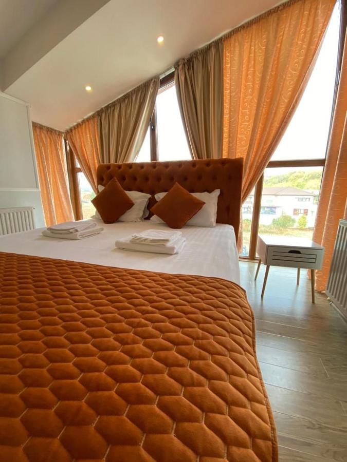 Ami Residence Bucharest Airport&Therme&Parking Otopeni Ngoại thất bức ảnh