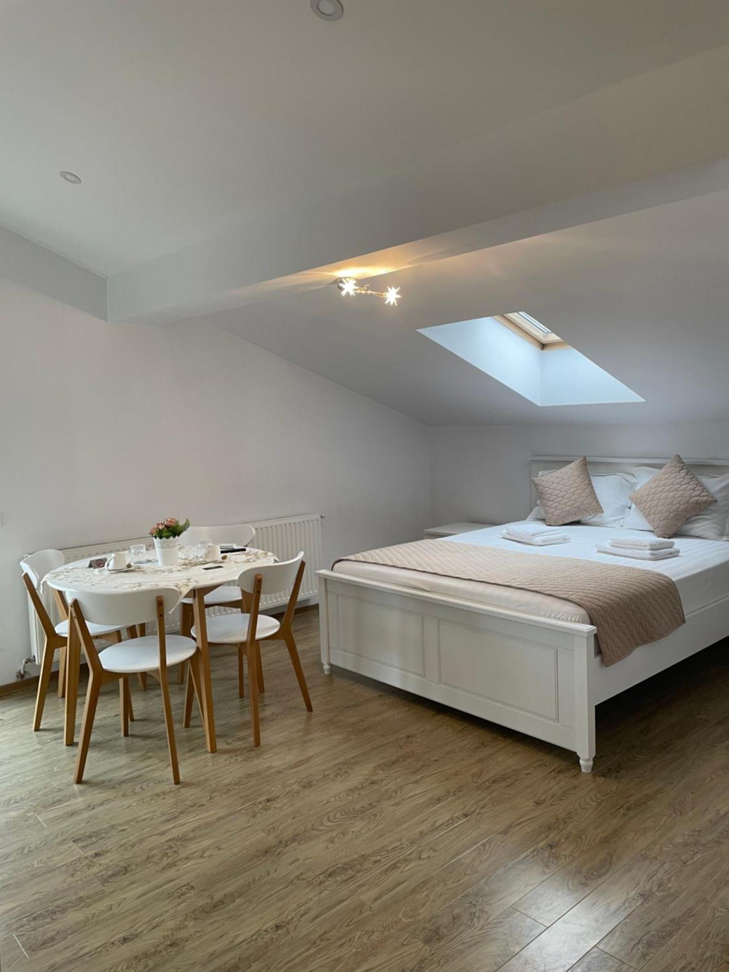 Ami Residence Bucharest Airport&Therme&Parking Otopeni Ngoại thất bức ảnh
