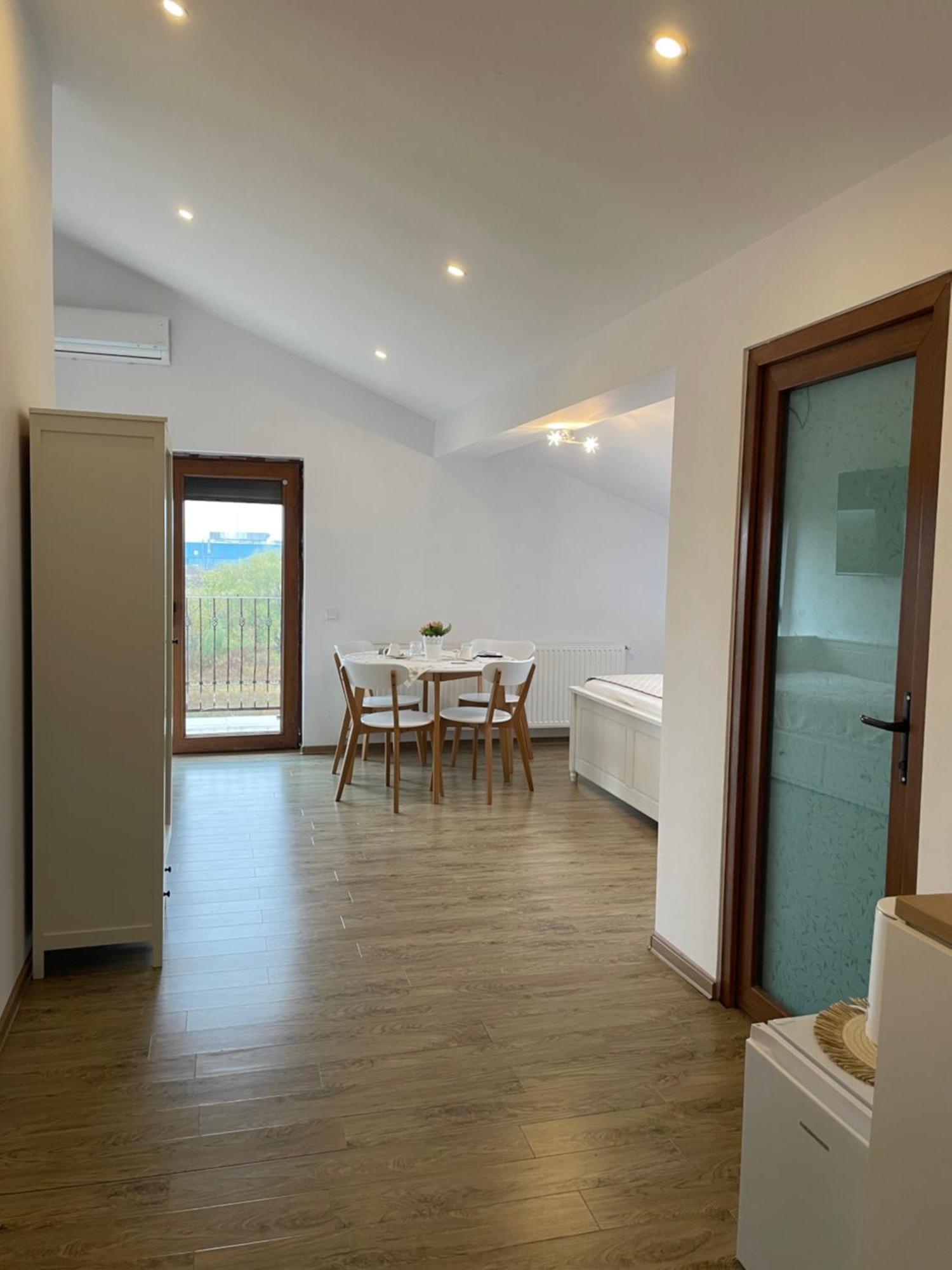 Ami Residence Bucharest Airport&Therme&Parking Otopeni Ngoại thất bức ảnh