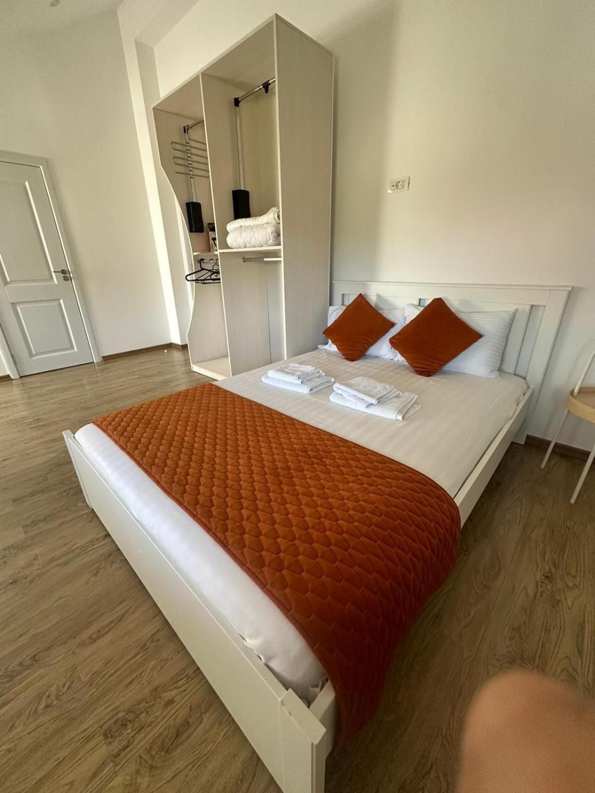 Ami Residence Bucharest Airport&Therme&Parking Otopeni Ngoại thất bức ảnh